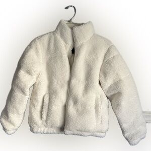 Beautiful, new Sherpa girls coat. Never worn by my daughter who HAD to have it.